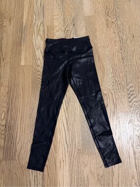 Black Shiny Leggings Small